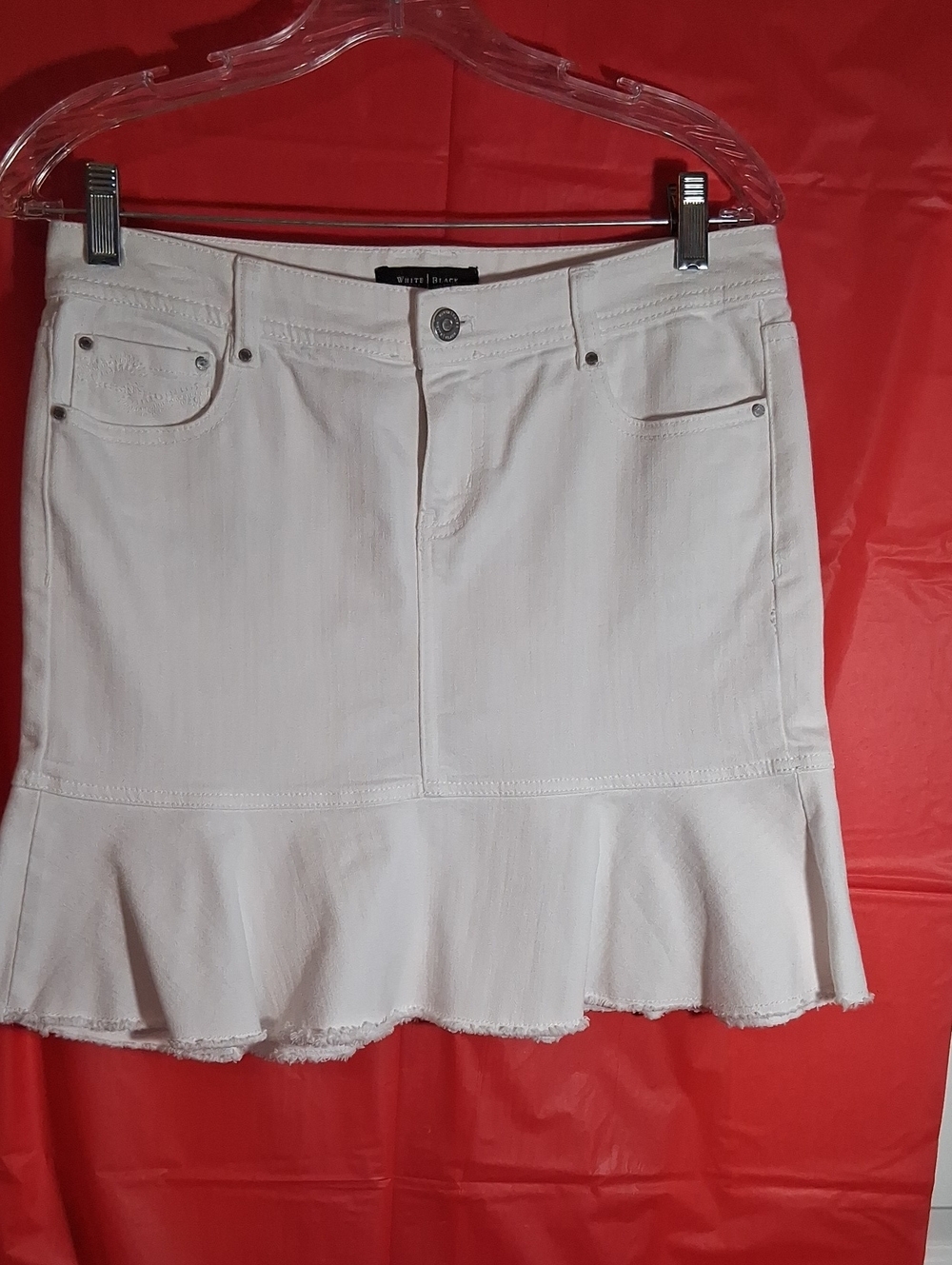 White House Black Market White Ruffled-Hem Mini Skirt
